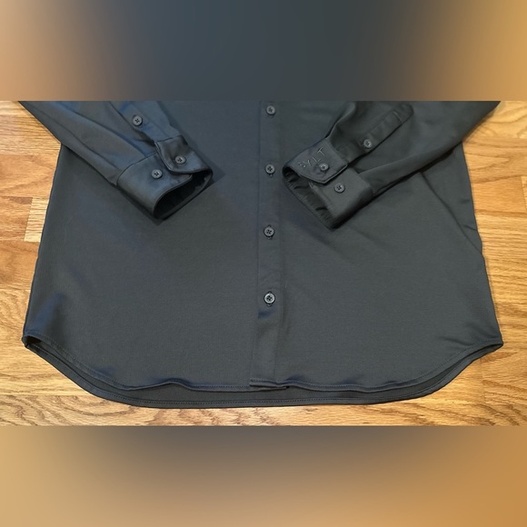 BYLT Executive Stretch Long Sleeve Button Down Gray Shirt - Men’s Medium EUC - Picture 3 of 12
